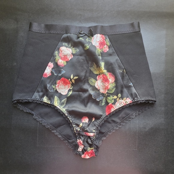 Agent Provocateur Elora High Waisted Brief 3 - Picture 5 of 8